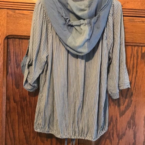 FREE PEOPLE Striped Blue Denim Chambray Hooded Button Front Top - Picture 7 of 10